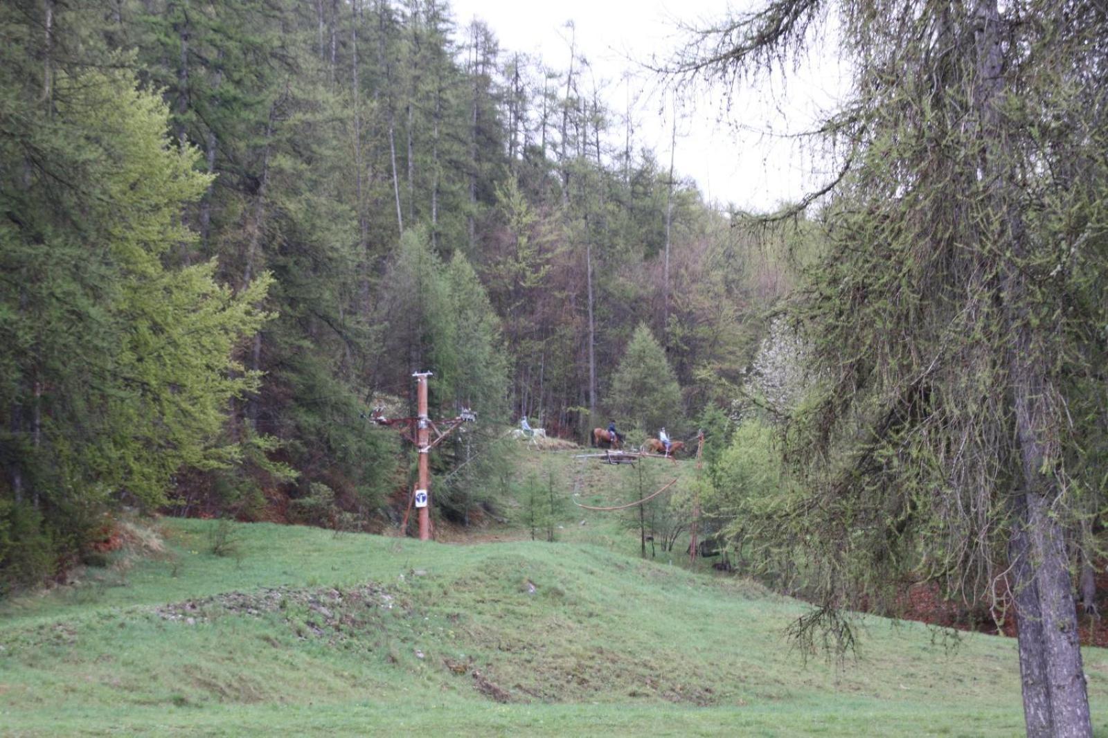 Les Gites De L'E.D.E. Saint-Leger-les-Melezes Exterior foto