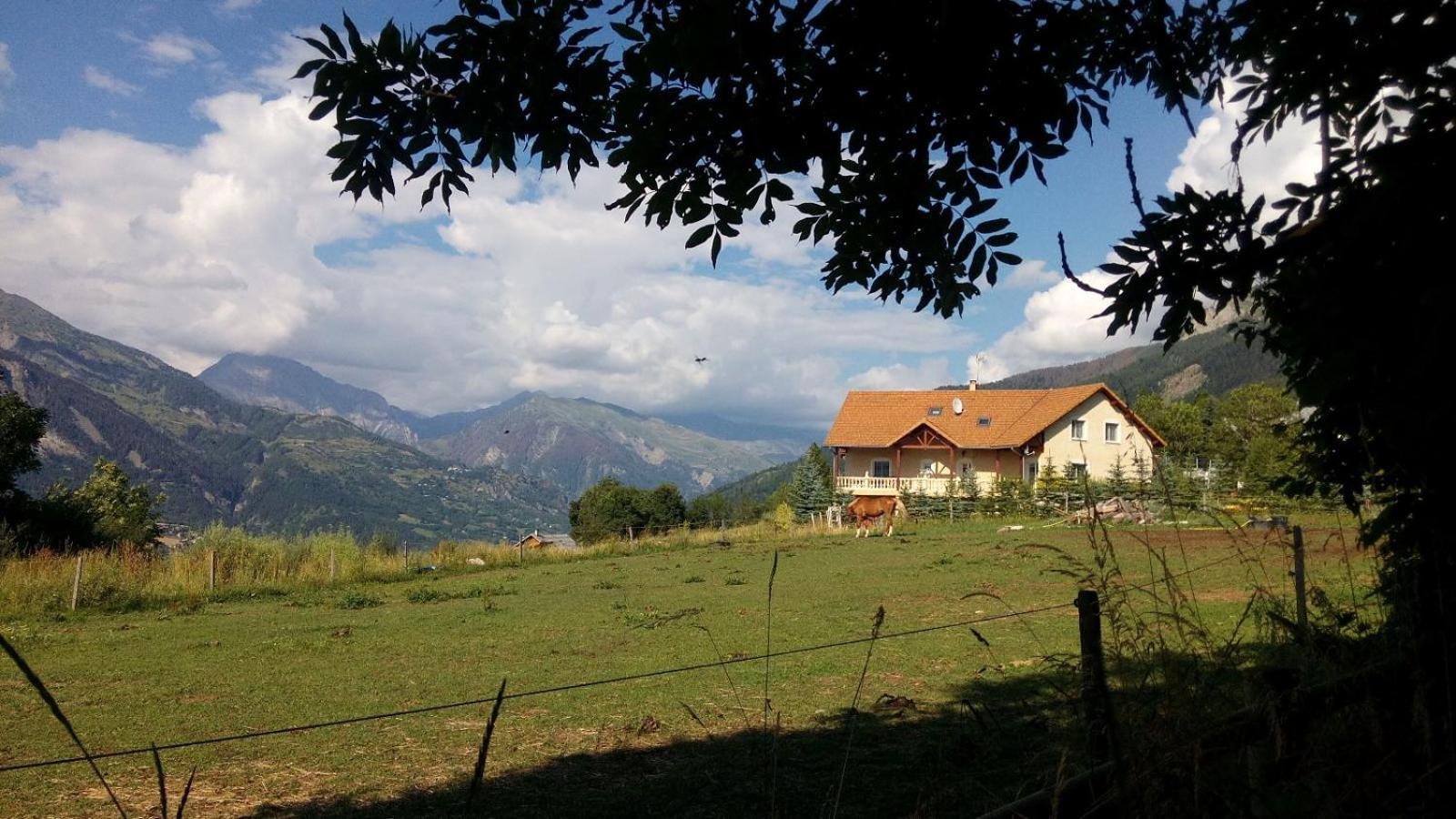 Les Gites De L'E.D.E. Saint-Leger-les-Melezes Exterior foto